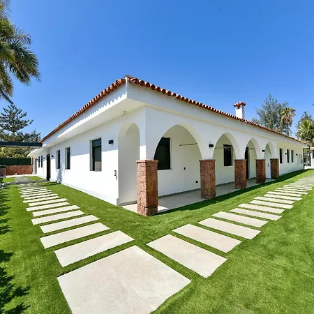 Maspalomas Deluxe Luxury Retreat In Gran Canaria Private Heated Pool Poolside Kitchen Bbq Facilities Golf Course View Minutes From, *