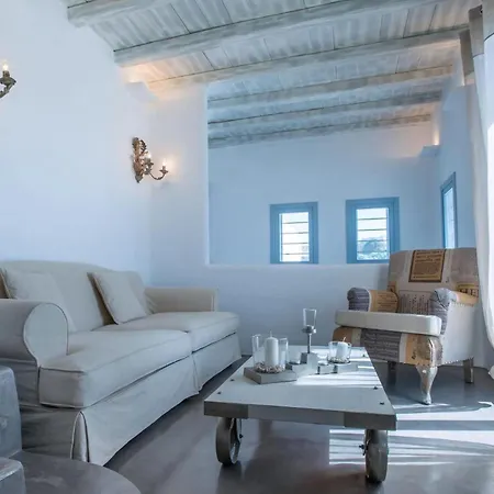 Maspalomas Deluxe Luxury Retreat In Gran Canaria Private Heated Pool Poolside Kitchen Bbq Facilities Golf Course View Minutes From, Вилла