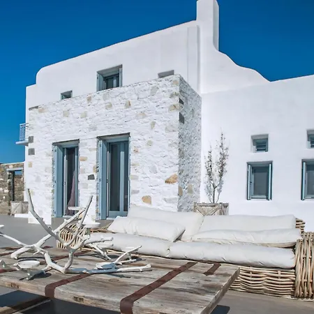 Villa Maspalomas Deluxe Luxury Retreat In Gran Canaria Private Heated Pool Poolside Kitchen Bbq Facilities Golf Course View Minutes From, Las Palmas de Gran Canaria